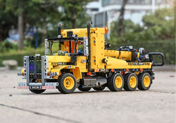 Tow truck Mould King 17011 - Models