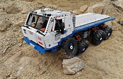 Off-road vehicle Tatra 813 8x8 R/C Mould King 13144 - Models