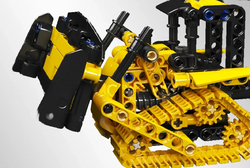 Crawler bulldozer Mould King 24020 - Models